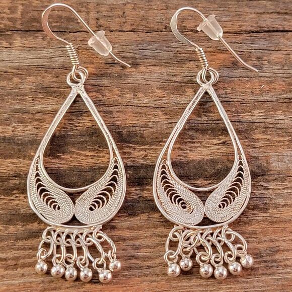 Vintage Sterling Silver Filgree Teardrop Dangle Earrings - Picture 1 of 5